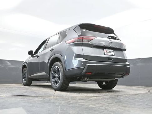 Used 2025 Nissan Rogue SV AWD/4WD image 51