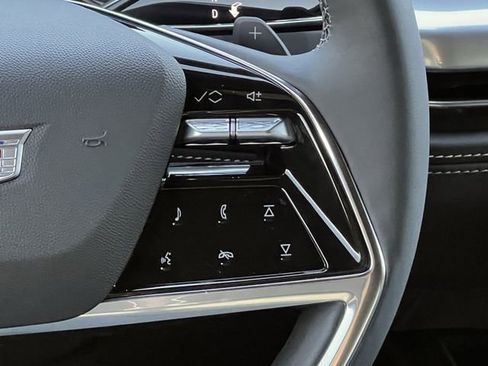 New 2026 Cadillac Escalade ESV Luxury image 13