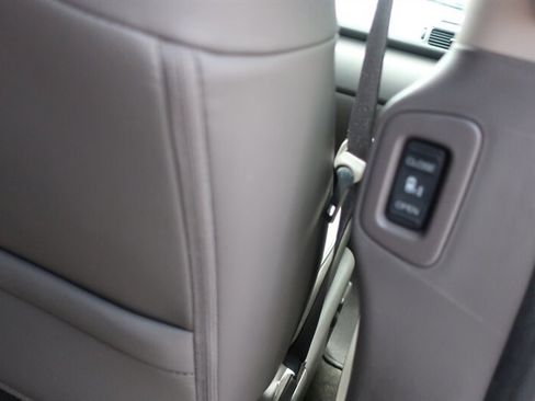 Used 2015 Honda Odyssey EX-L image 31