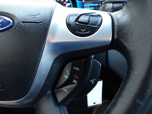 Used 2017 Ford C-MAX SE image 19