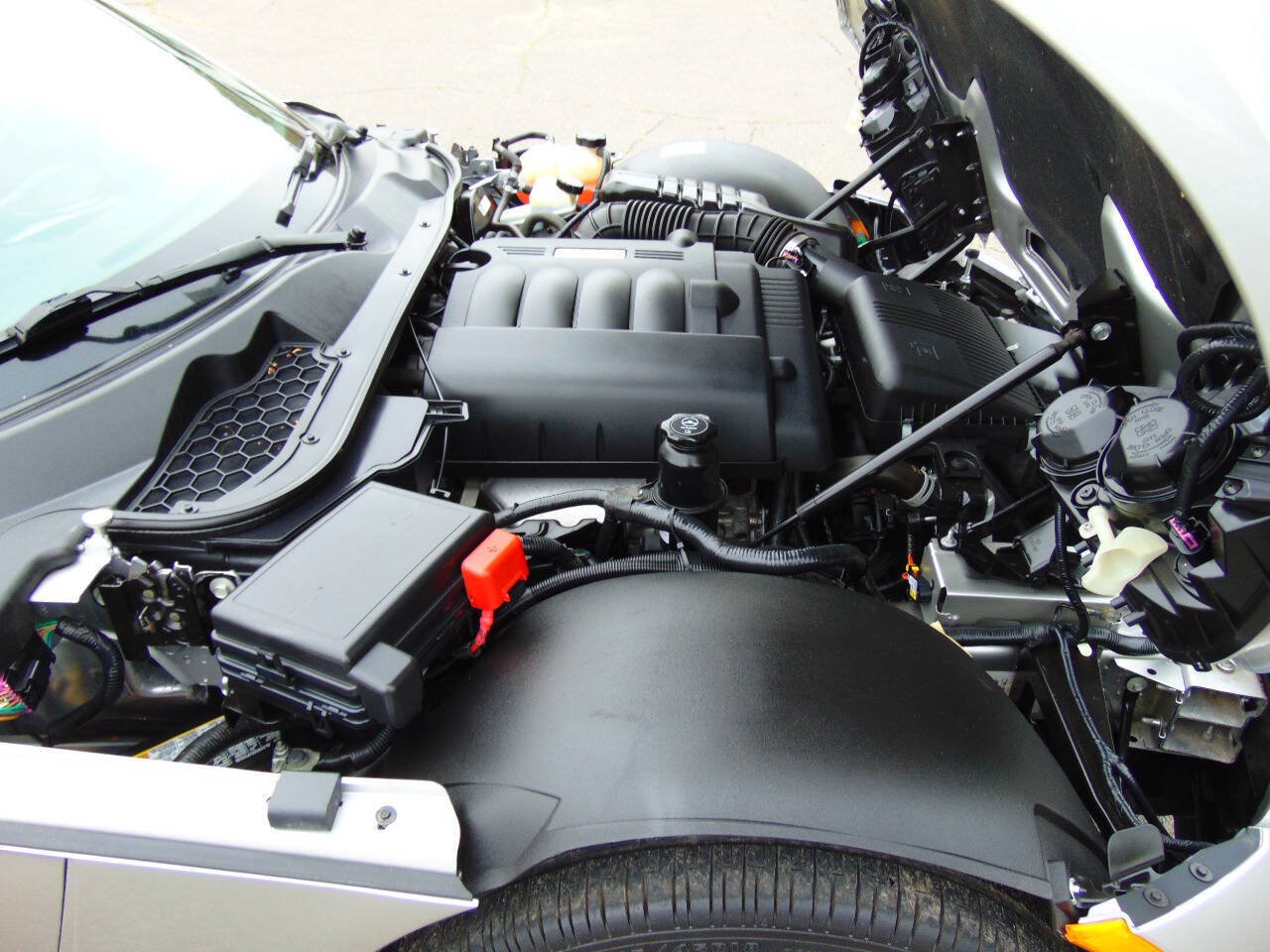 Used 2008 Saturn Sky w/ Premium Trim Package RWD image 40