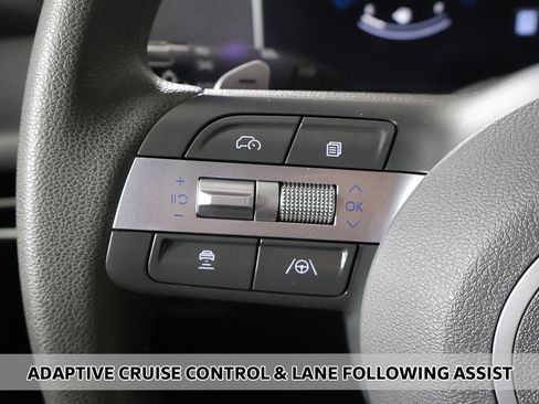 Used 2025 Hyundai Sonata SEL FWD image 3