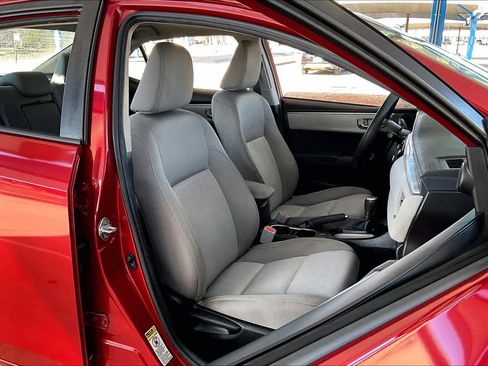 Used 2016 Toyota Corolla LE image 8