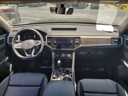 Used 2022 Volkswagen Atlas SE FWD image 12