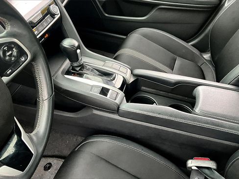 Used 2020 Honda Civic Sport image 14