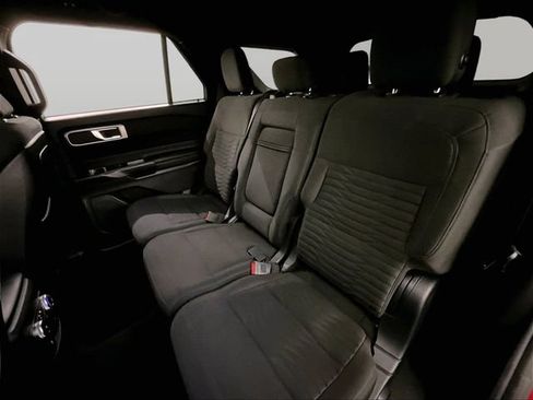 Used 2020 Ford Explorer XLT w/ Comfort Package AWD/4WD image 25