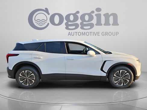New 2025 Chevrolet Blazer EV LT AWD/4WD image 5