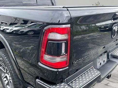 Used 2019 RAM 1500 Laramie AWD/4WD image 28
