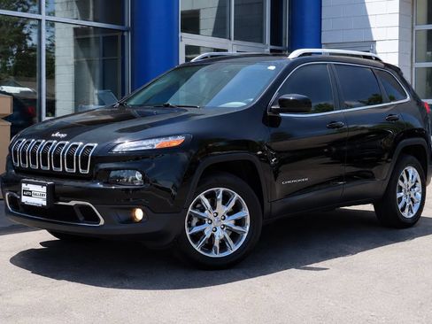 Used 2014 Jeep Cherokee Limited w/ Luxury Group AWD/4WD image 1