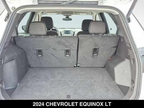 Used 2024 Chevrolet Equinox LT FWD image 23