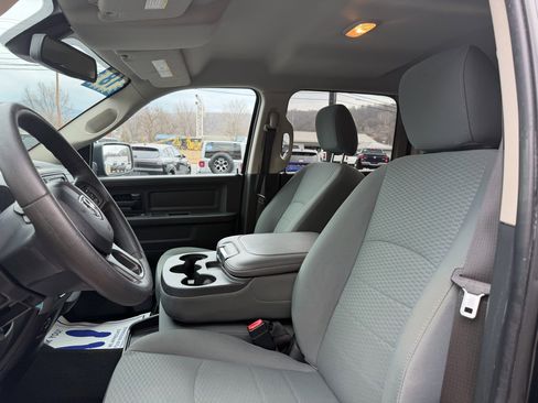 Used 2018 RAM 1500 Express image 11