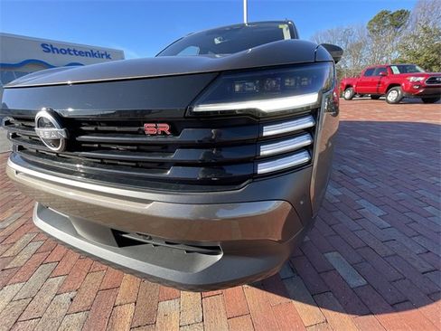 Used 2025 Nissan Kicks SR w/ Interior Electronics Package image 4