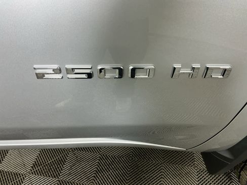 Used 2020 Chevrolet Silverado 2500 LT w/ All Star Edition image 7