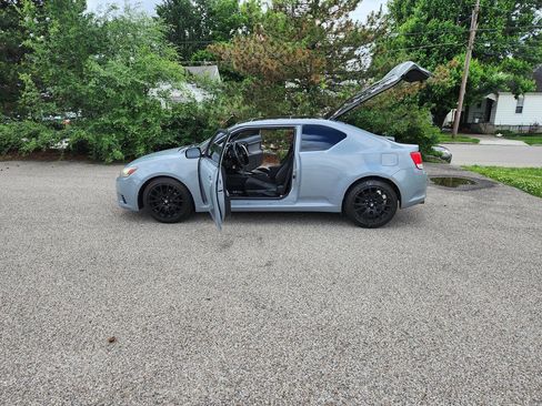 Used 2012 Scion tC FWD image 24