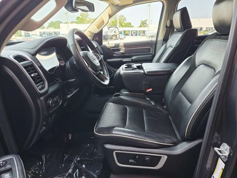 Used 2019 RAM 1500 Laramie w/ Bed Utility Group AWD/4WD image 11