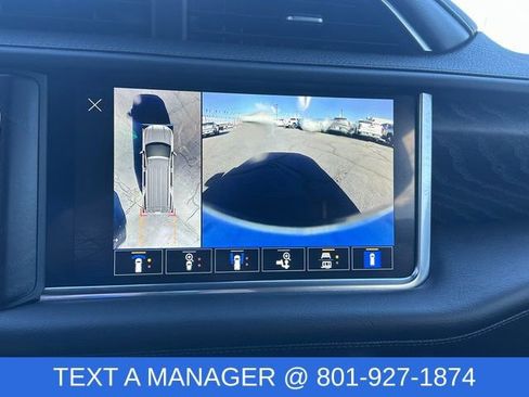 Used 2022 GMC Yukon Denali image 31