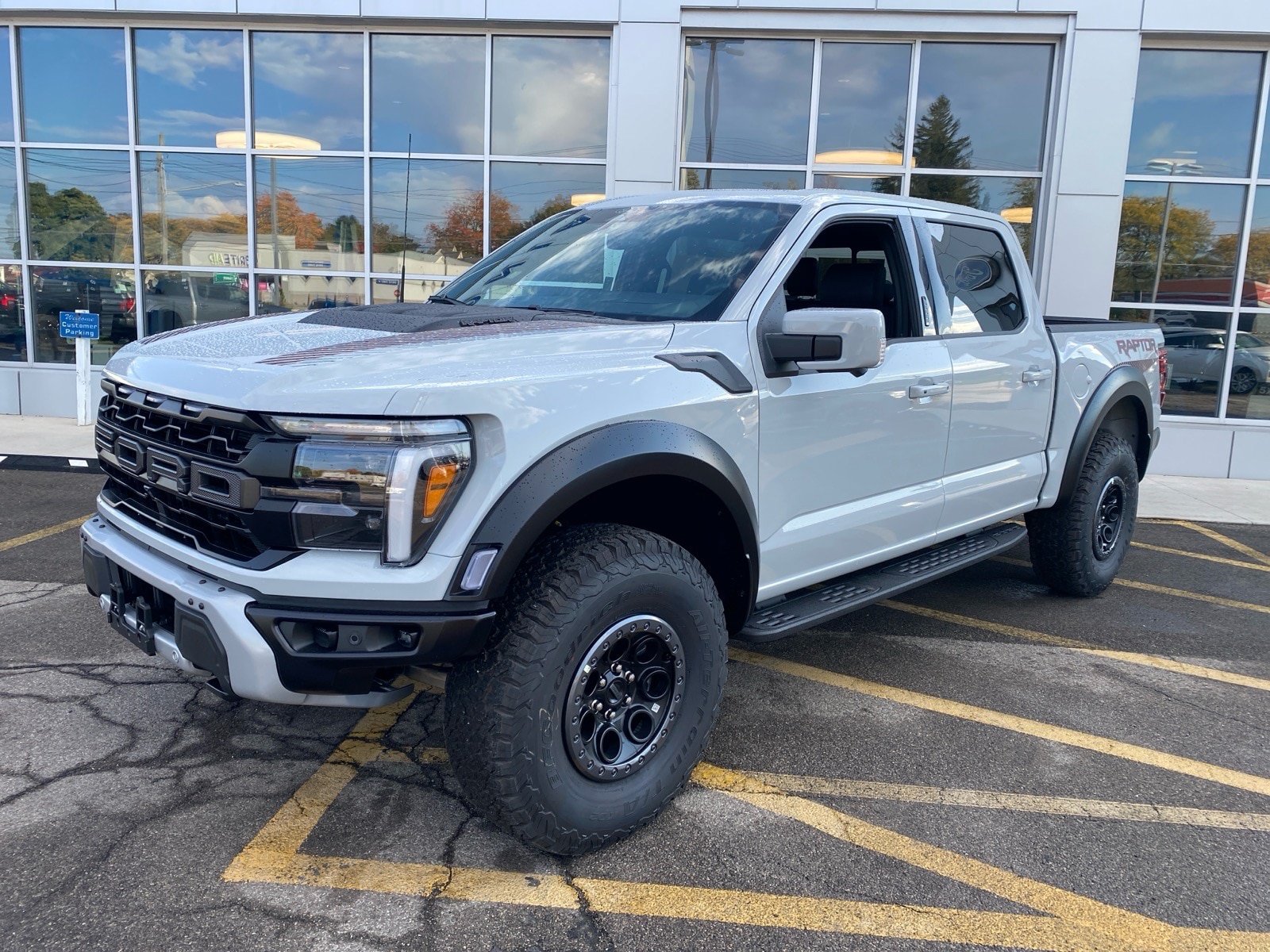 New 2026 Ford F150 Raptor AWD/4WD image 1