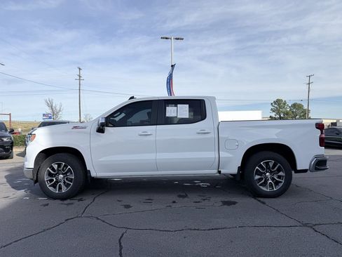Used 2025 Chevrolet Silverado 1500 LT image 4