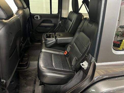 Certified 2023 Jeep Wrangler Sahara w/ Dual Top Group image 33