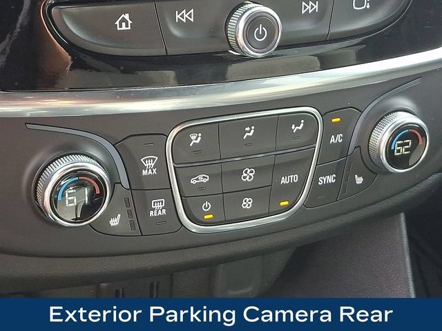 Used 2023 Chevrolet Traverse LT AWD/4WD image 14