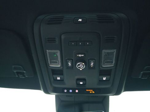 Used 2021 Cadillac Escalade Sport w/ Driver Assist Tech Package image 23