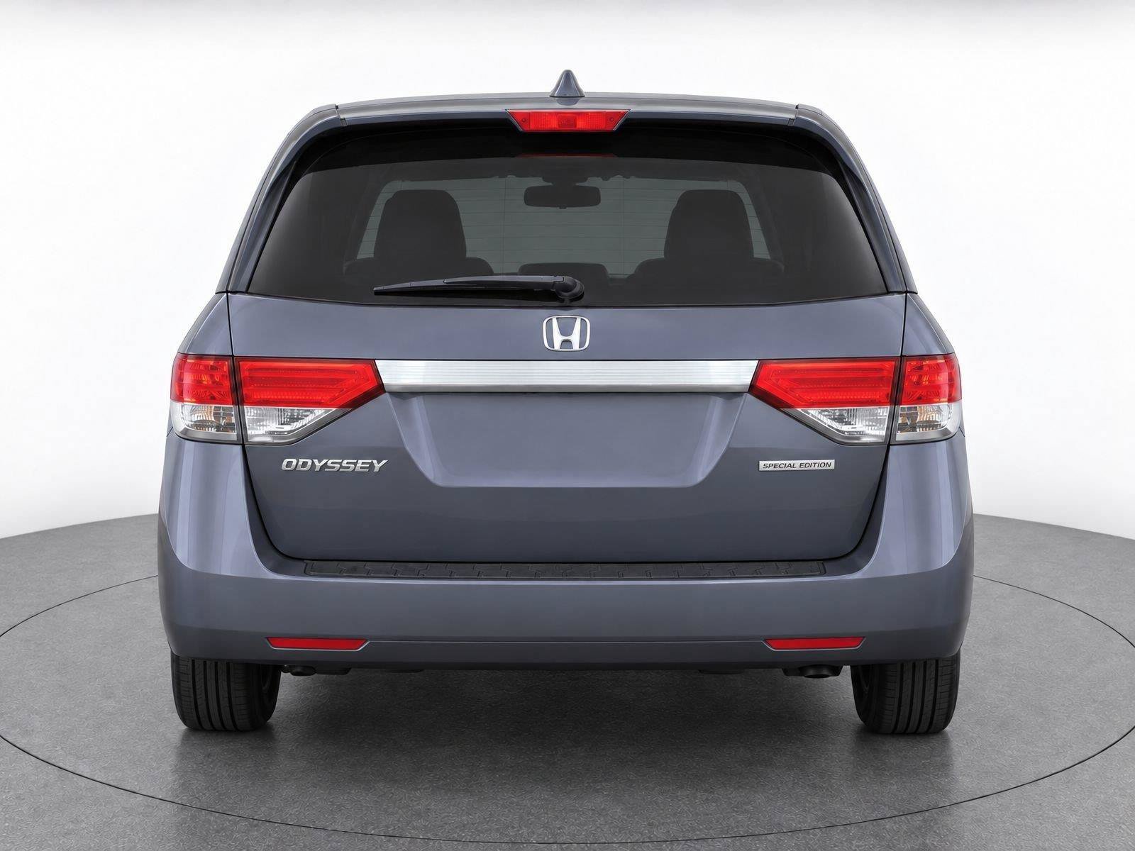 Used 2016 Honda Odyssey SE image 18