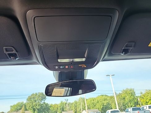 New 2026 GMC Terrain Elevation image 32