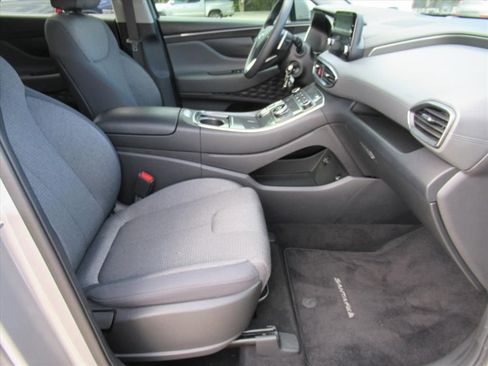 Used 2023 Hyundai Santa Fe SE FWD image 10