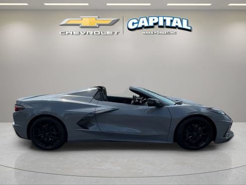 Used 2024 Chevrolet Corvette Stingray Preferred Conv w/ Stealth Interior Trim Package RWD image 8