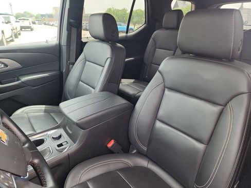 Used 2023 Chevrolet Traverse LT w/ LPO, Floor Liner Package AWD/4WD image 12