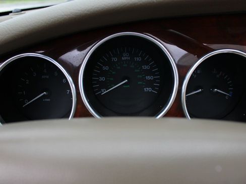 Used 2003 Jaguar XK8 Convertible image 8