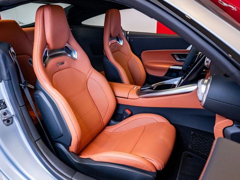 Used 2025 Mercedes-Benz AMG GT 63 image 19