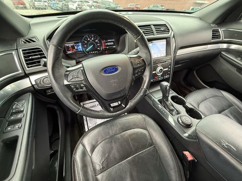 Used 2018 Ford Explorer Sport w/ Equipment Group 401A image 14