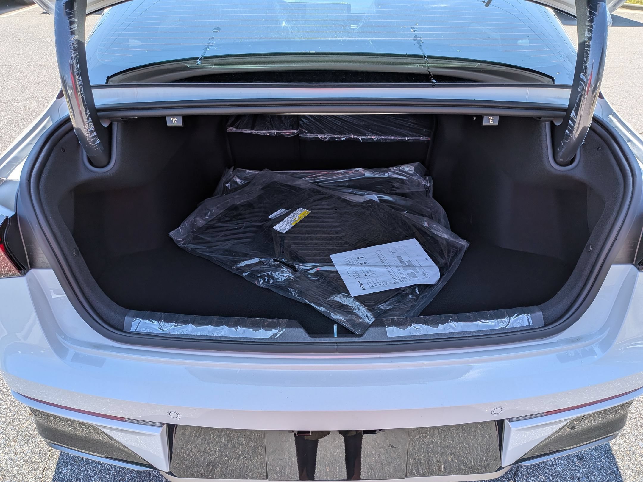New 2026 Kia K5 GT-Line w/ GT-Line Red Interior Package FWD image 31
