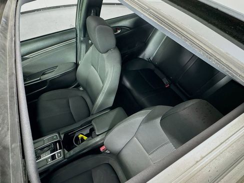 Used 2018 Honda Civic EX image 26