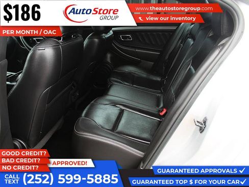 Used 2017 Ford Taurus SEL FWD image 11