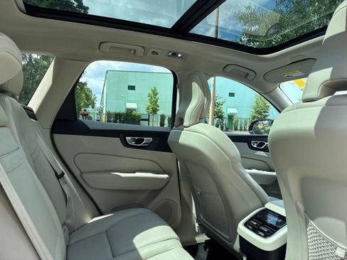 Used 2019 Volvo XC60 T6 Inscription AWD/4WD image 23