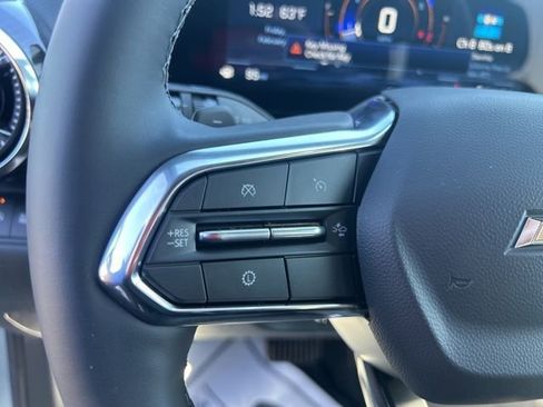 New 2026 Chevrolet Equinox LT FWD image 17