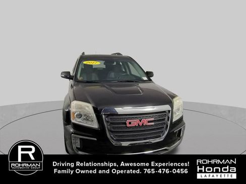 Used 2017 GMC Terrain SLE w/ Convenience Package AWD/4WD image 3