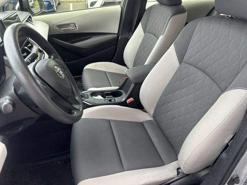 Used 2023 Toyota Corolla LE FWD image 19