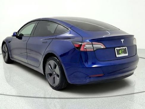 Used 2023 Tesla Model 3 Standard Range RWD image 6