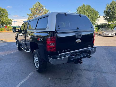 Used 2011 Chevrolet Silverado 2500 LT w/ Interior Plus Package AWD/4WD image 19
