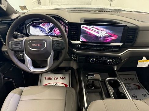 New 2026 GMC Sierra 1500 SLT w/ SLT Premium Plus Package image 17