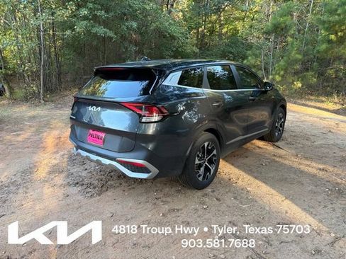 Certified 2024 Kia Sportage EX FWD image 11