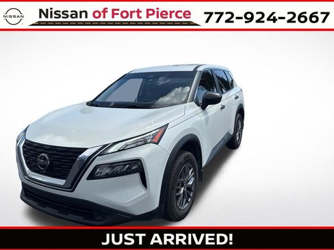 Certified 2021 Nissan Rogue S image 1