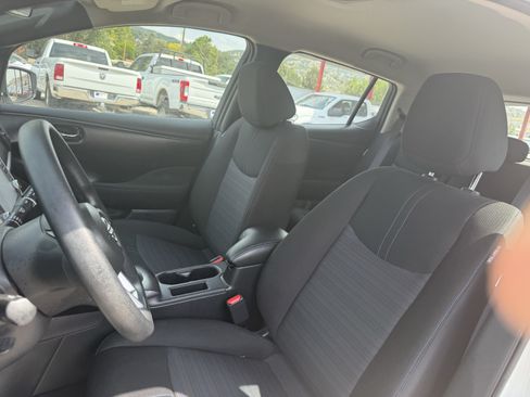 Used 2025 Nissan Leaf S FWD image 13