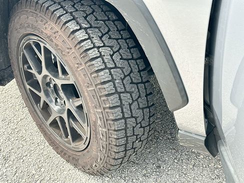 Used 2022 Toyota RAV4 LE image 30