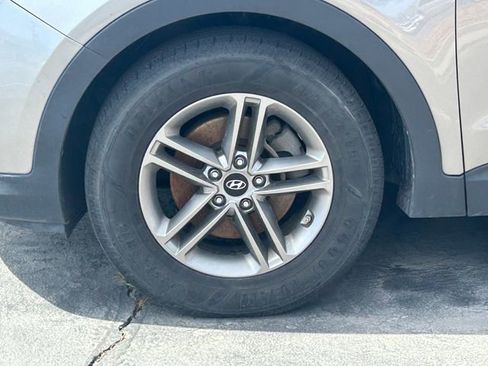 Used 2018 Hyundai Santa Fe Sport image 10