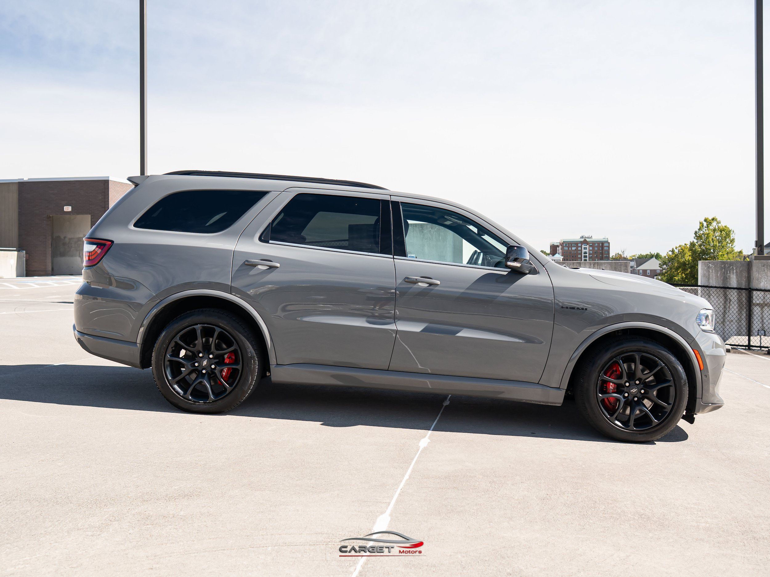 Used 2023 Dodge Durango R/T w/ Tow 'N Go Package AWD/4WD image 8