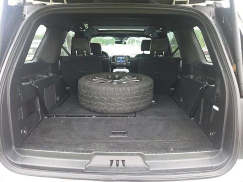 Used 2020 Ford Expedition Limited w/ Equipment Group 301A AWD/4WD image 11